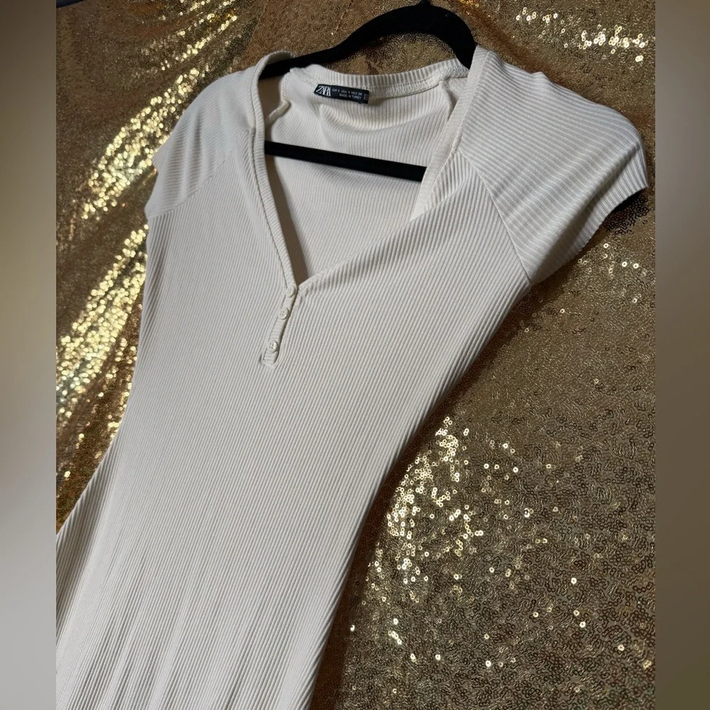Zara Cream Cap Sleeve Midi Dress - Picture 5 of 5